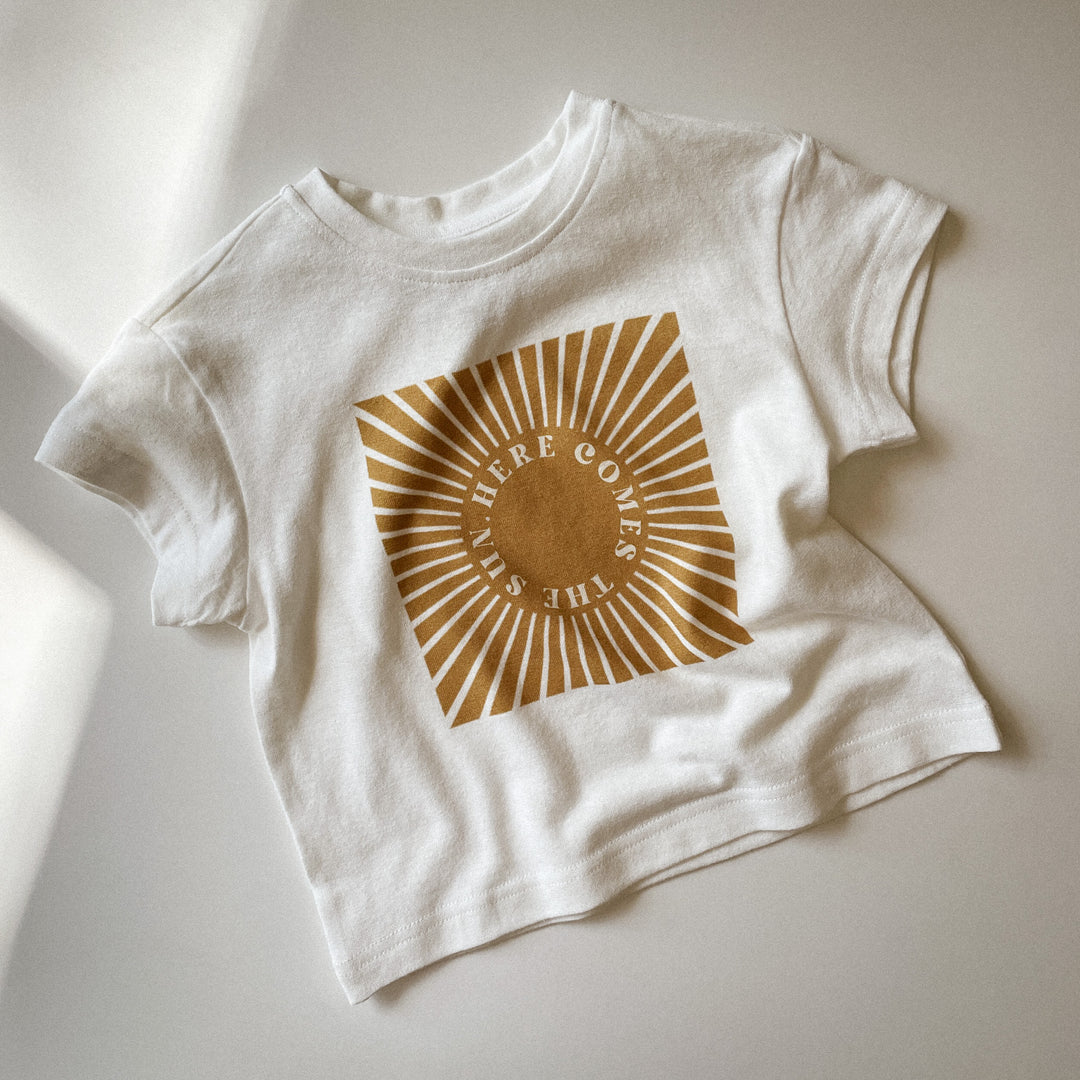 Here Comes the Sun Tee in Hemp & Organic Cotton / Organic Cotton