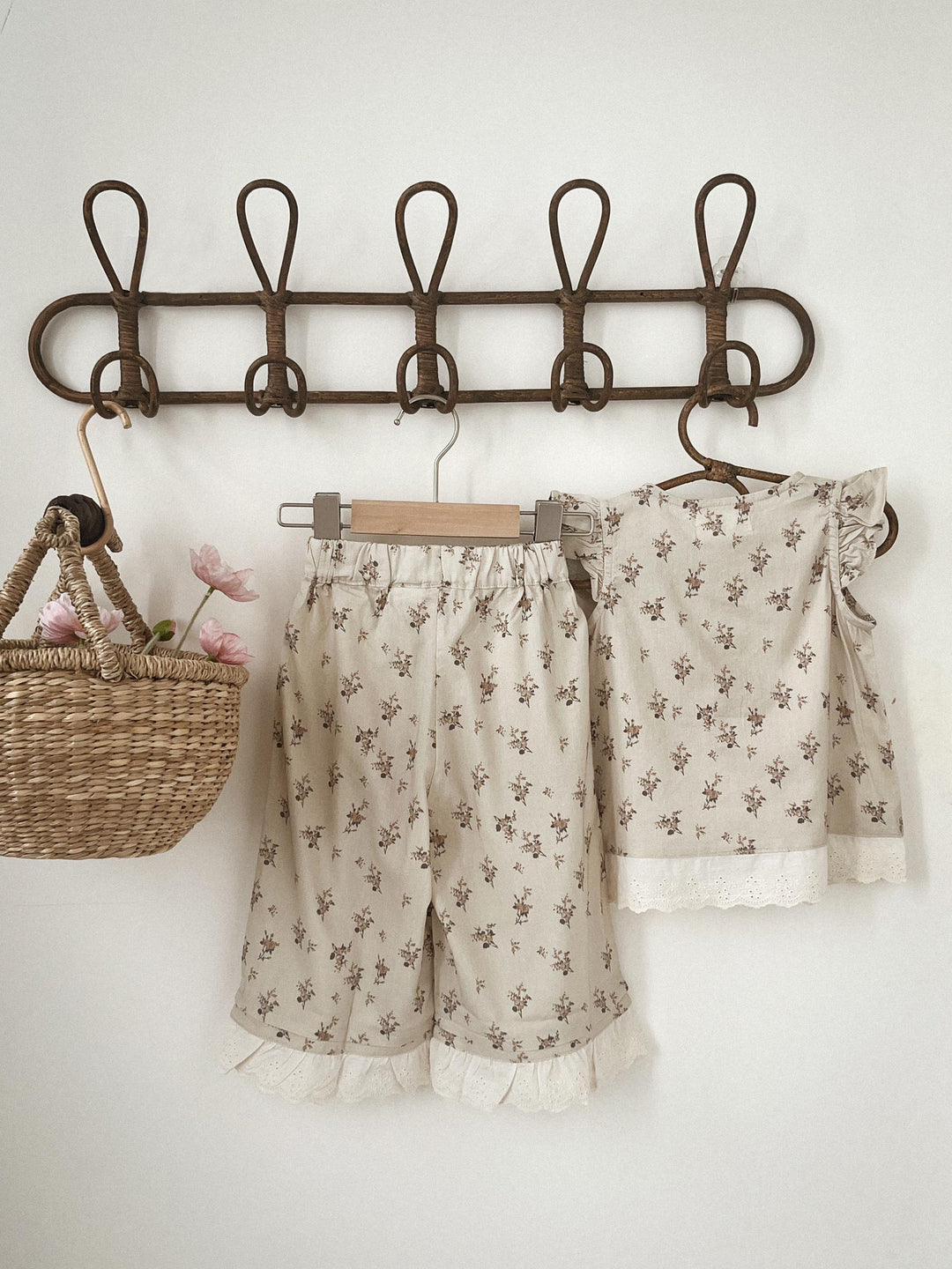 Meadow Dreams Blouse & Pants Set — Vintage-Inspired Floral Two-Piece