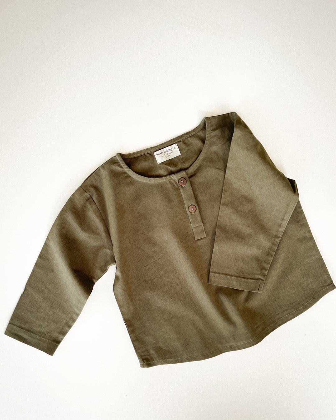 The Summer Days Linen Long Sleeve Shirt in Earth Green