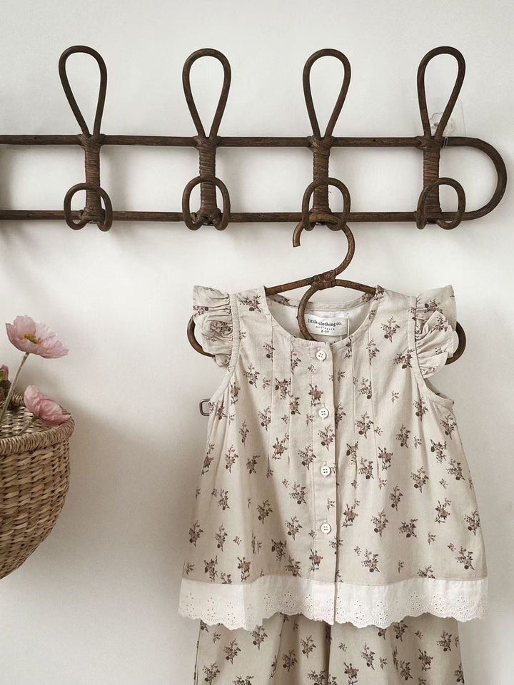 Meadow Dreams Blouse & Pants Set — Vintage-Inspired Floral Two-Piece