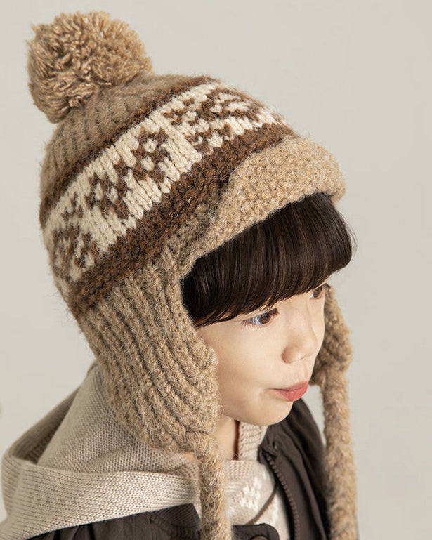 Classic Pom Pom Knit Beanie Free Size