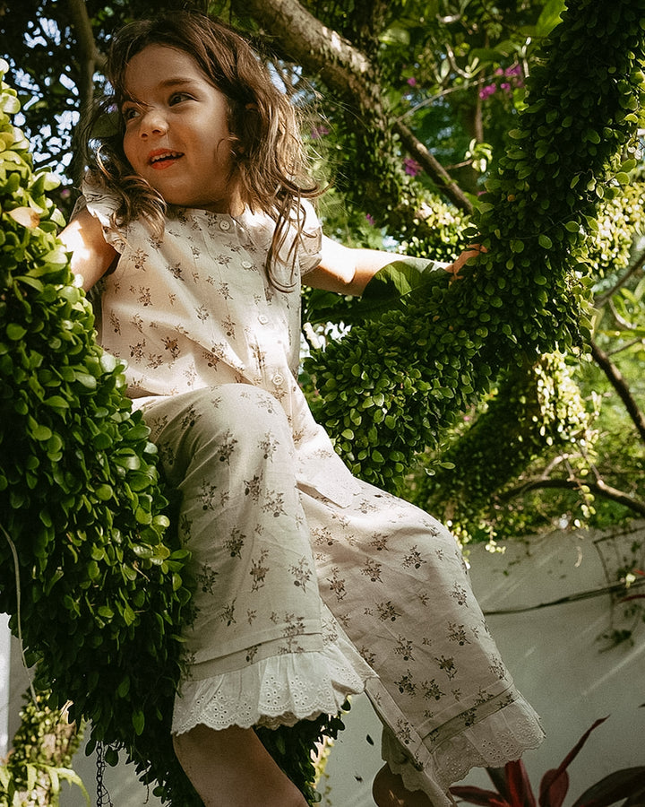Meadow Dreams Blouse & Pants Set — Vintage-Inspired Floral Two-Piece