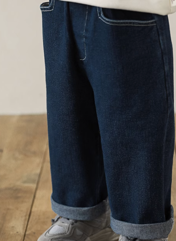 The Explorer Jeans in Denim Blue