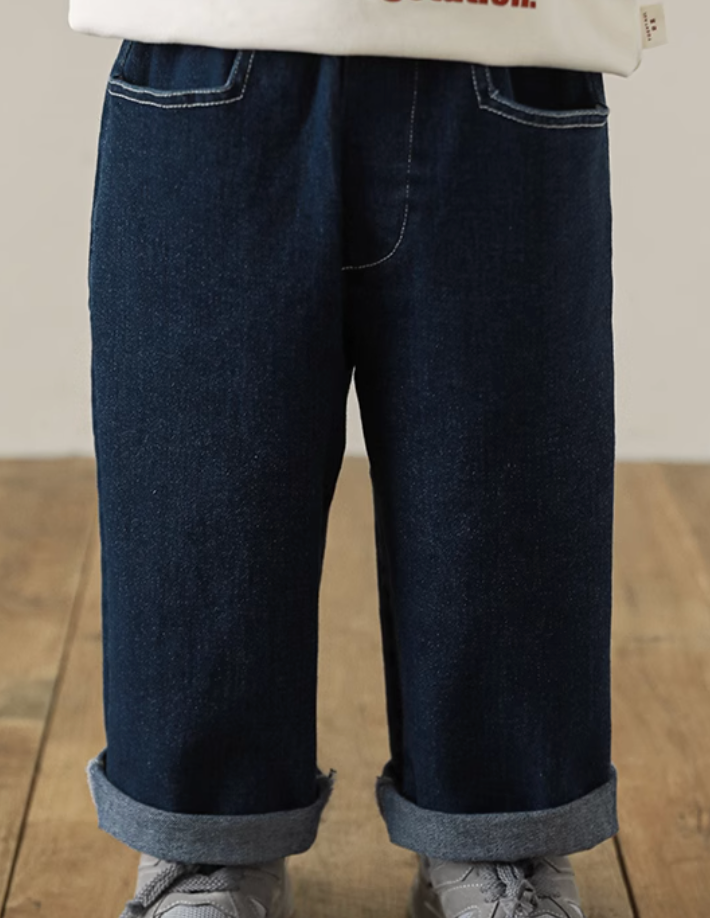 The Explorer Jeans in Denim Blue