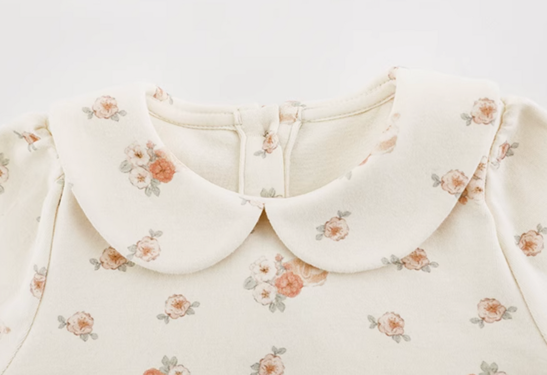 Darling Floral Top with Doll Collar