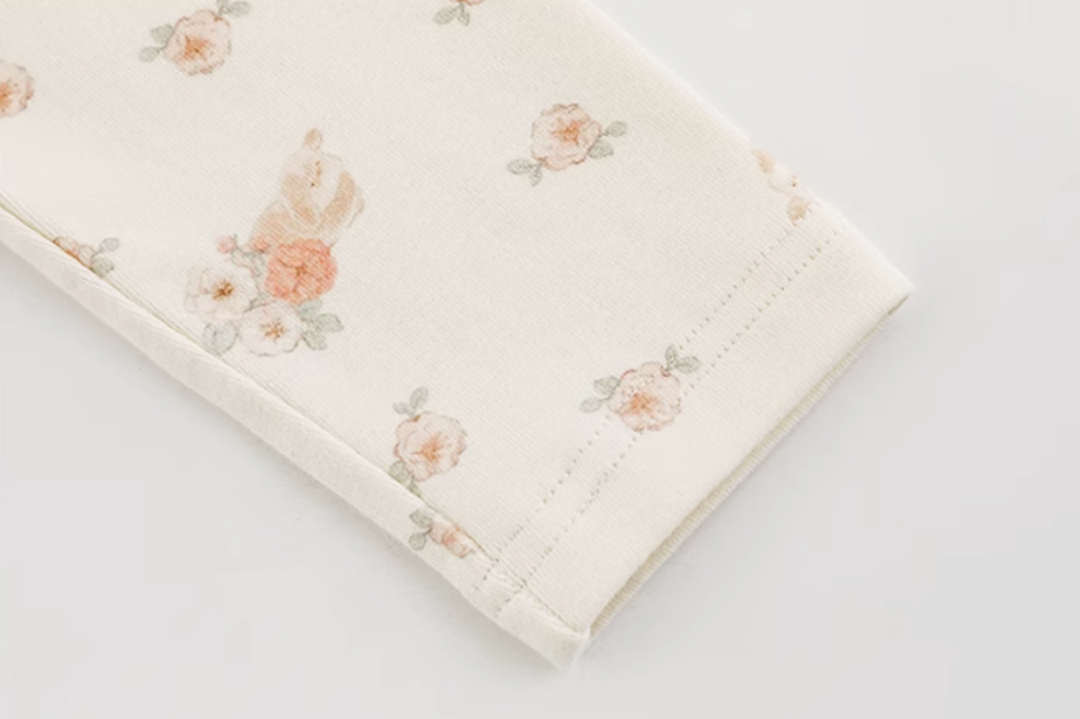 Darling Floral Top with Doll Collar