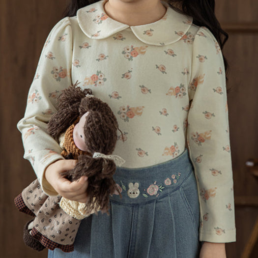 Darling Floral Top with Doll Collar
