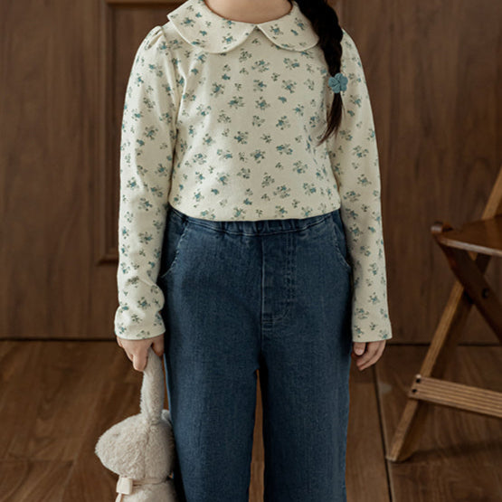 Darling Floral Top with Doll Collar
