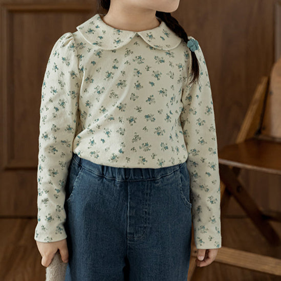 Darling Floral Top with Doll Collar