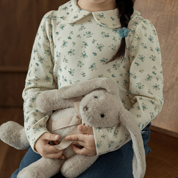 Darling Floral Top with Doll Collar