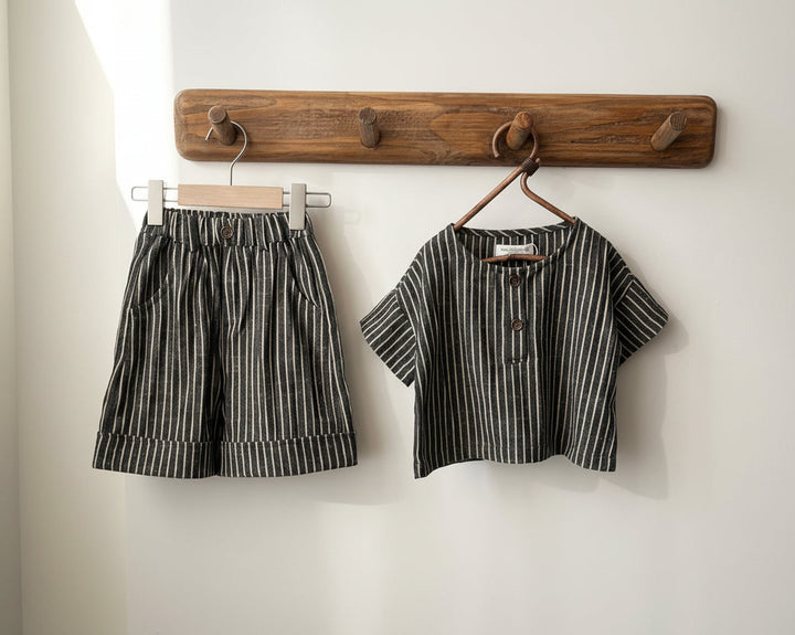 Pinstripe 3/4 Length Vintage Woven Shorts - Cotton & Recycled Natural Fibres