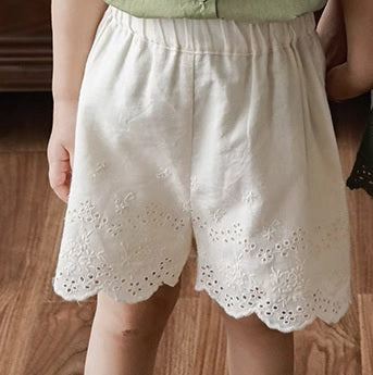 Broderie Anglaise Shorts with Scalloped Hem
