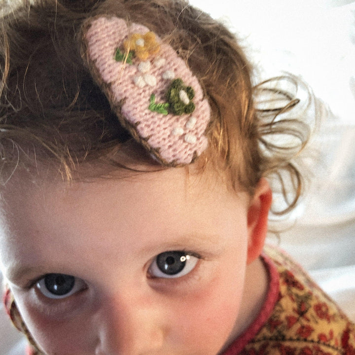 Knitted Daisy Crochet Hair Clips - littleclothingco