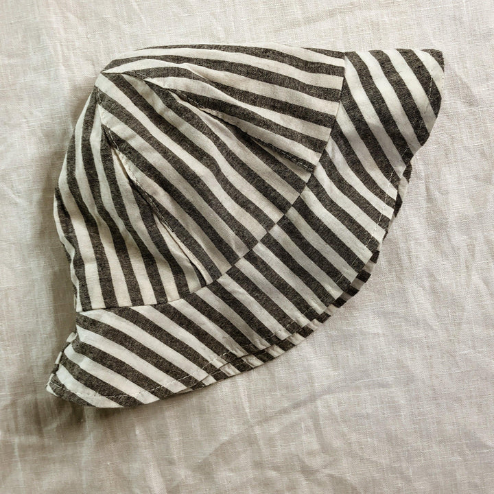 Here Comes The Sun Reversible Hat - Linen/Cotton Blend - littleclothingco